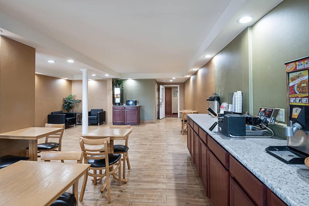 Quality Inn Near Pimlico Racetrack