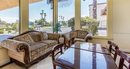 Rodeway Inn & Suites Canyon Lake-Menifee West