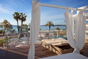 Terrace/patio - Hotel Anba Romani (Sant Llorenc des Cardassar)