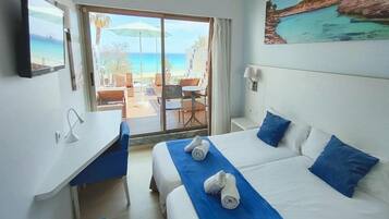 Down duvets, minibar, desk, free cots/infant beds