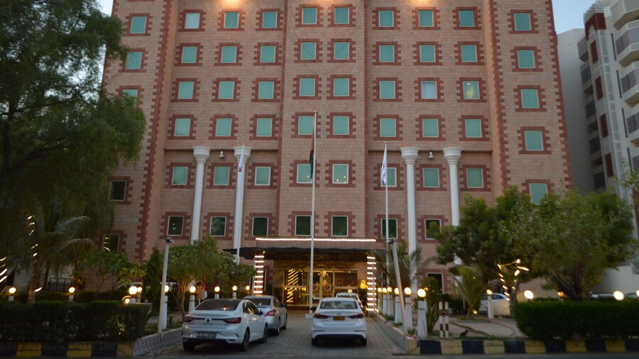 Ramee Guestline Hotel Qurum