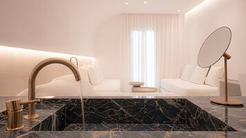 Bright Quadruple Room | 1 bedroom, minibar, in-room safe, desk