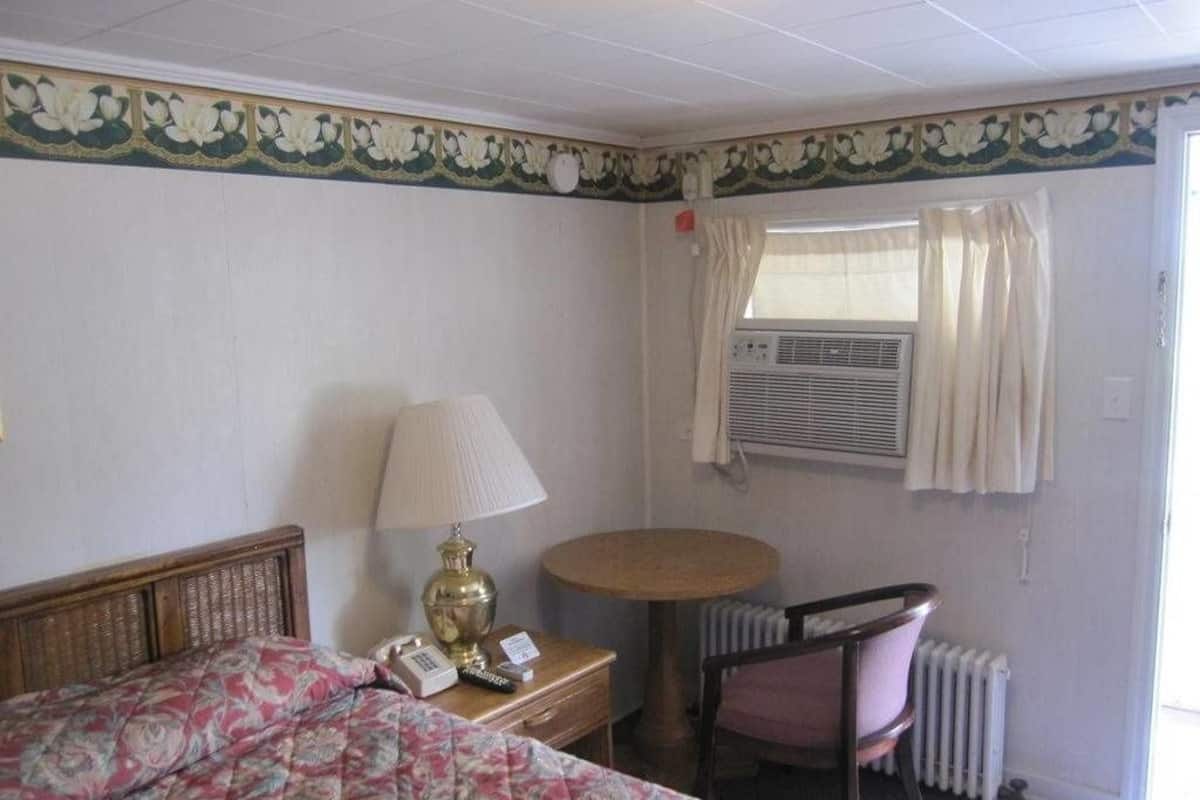 Room, 1 Queen Bed, Non Smoking