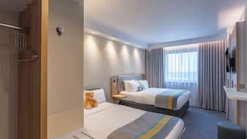 Habitación estándar, 1 cama matrimonial y sofá cama