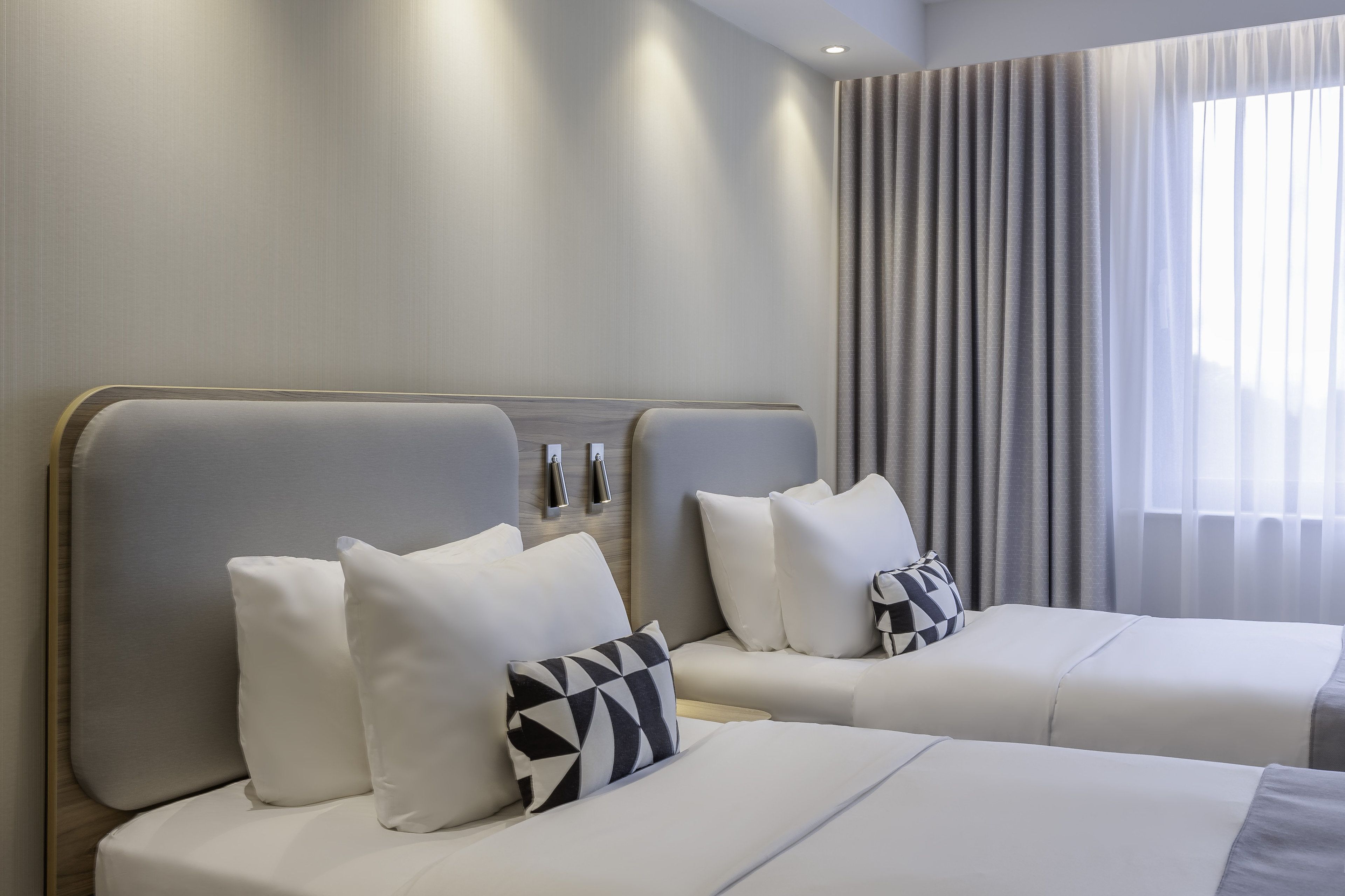 Habitación estándar, 2 camas individuales | Caja de seguridad en la habitación y escritorio 