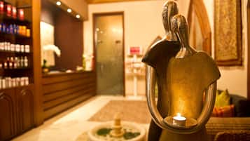 Couples treatment room(s), sauna, steam room, body treatments