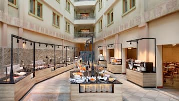 3 restaurants, lunch, dinner served; Italian cuisine