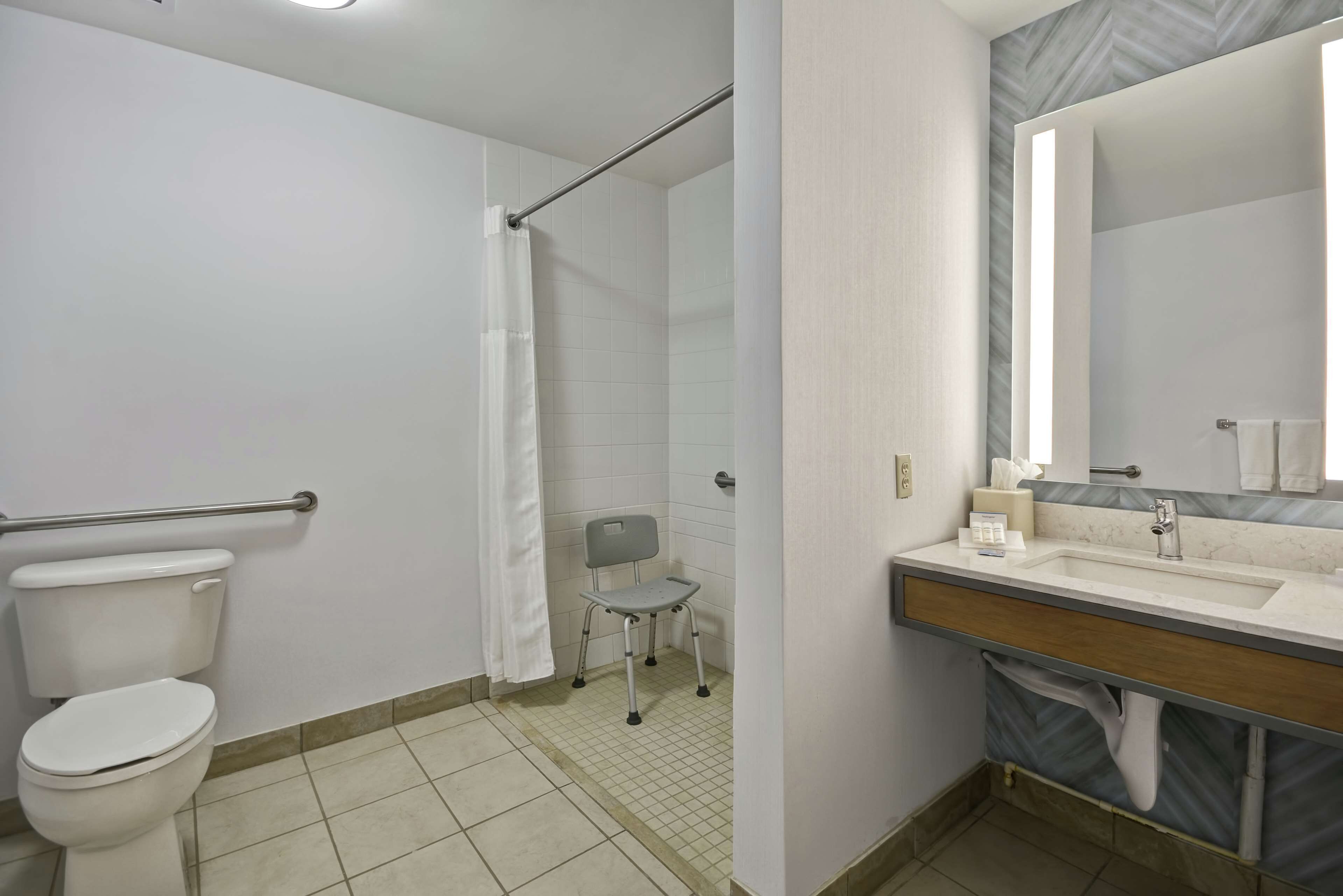 Shower kamar mandi