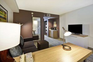 Evolution Jr Suite, 1 King-Bett
