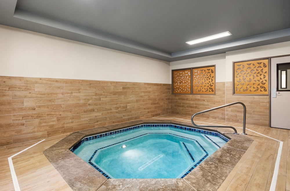Candlewood Suites Boise-Meridian by IHG photo 3