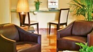 Coin salon dans le hall