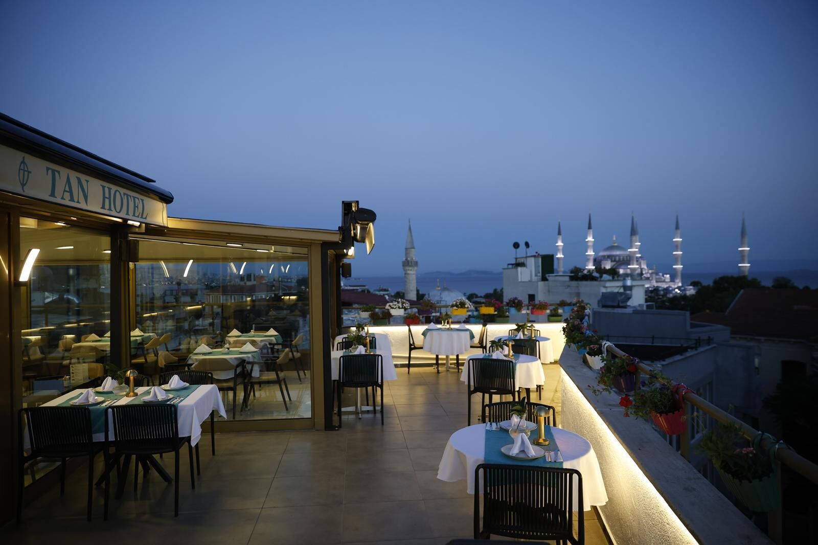 Foto - Tan Hotel - Special Class