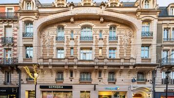 Façade de lâhĂ©bergement