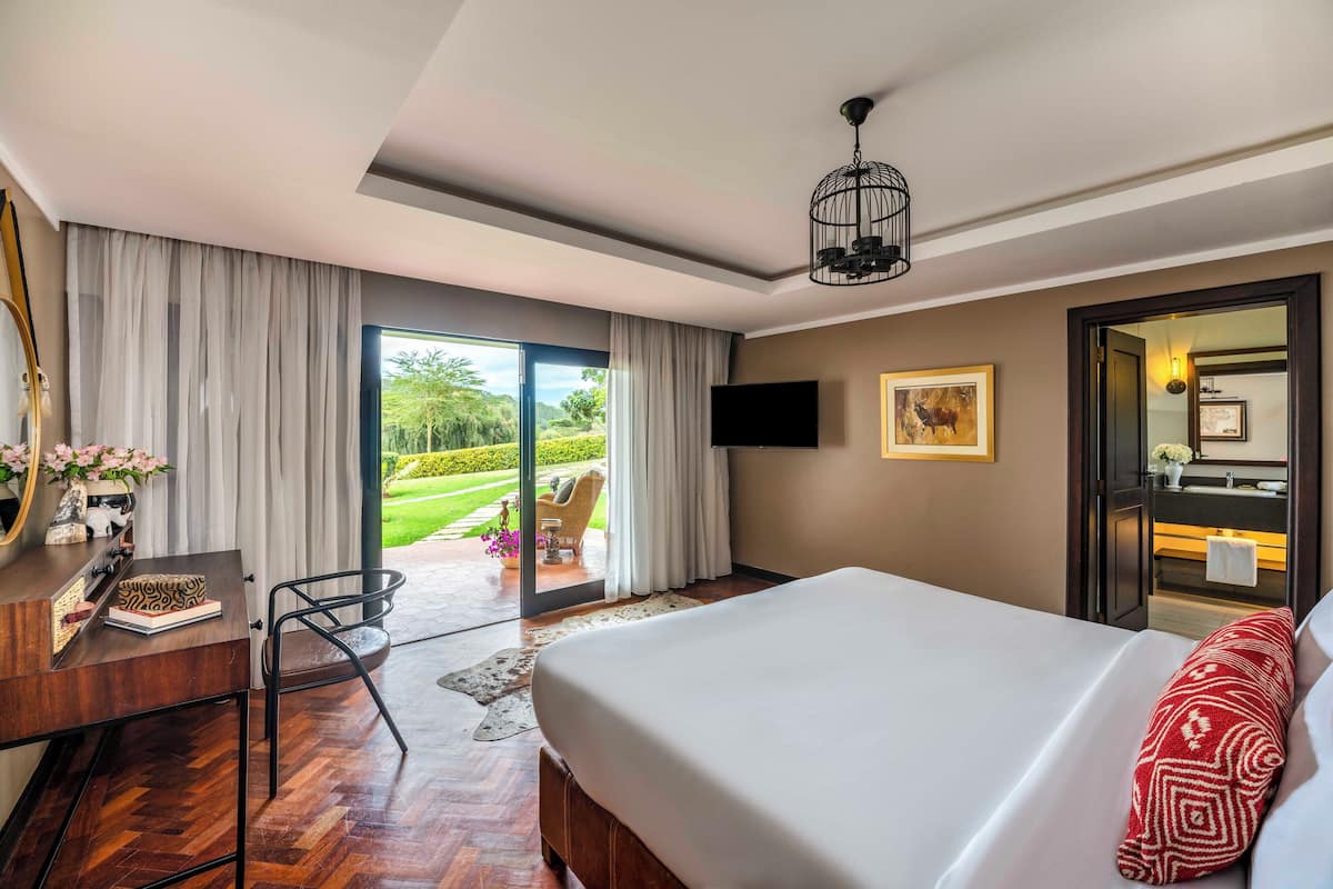 Villa (Batian) | Literie hypoallergénique, surmatelas, minibar