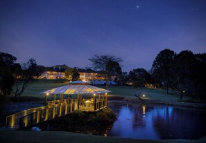 Front of property – evening/night - Fairmont Mount Kenya Safari (Nanyuki)