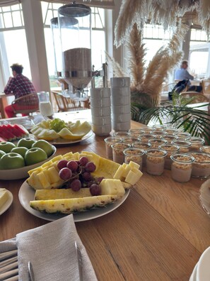 Daily continental breakfast for a fee