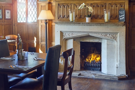 Restaurant. The Ely Hotel by Chef and Brewer Collection