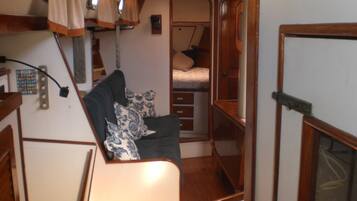 Wild Thing 44' Sailboat includes 2-hour Sunset Cruise | Area keluarga