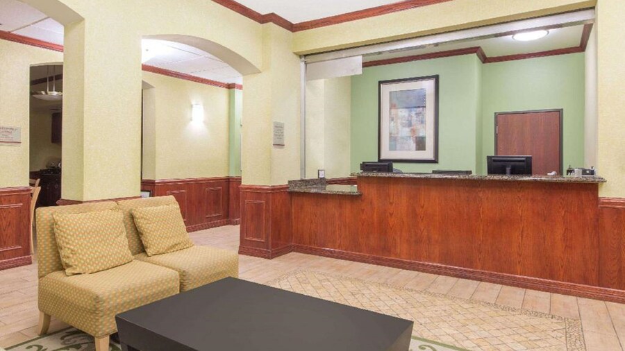 Hawthorn Extended Stay by Wyndham Corpus Christi Padre Is