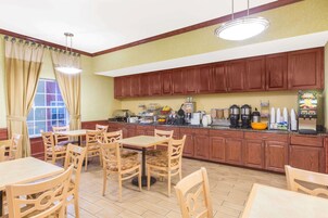 Free daily buffet breakfast