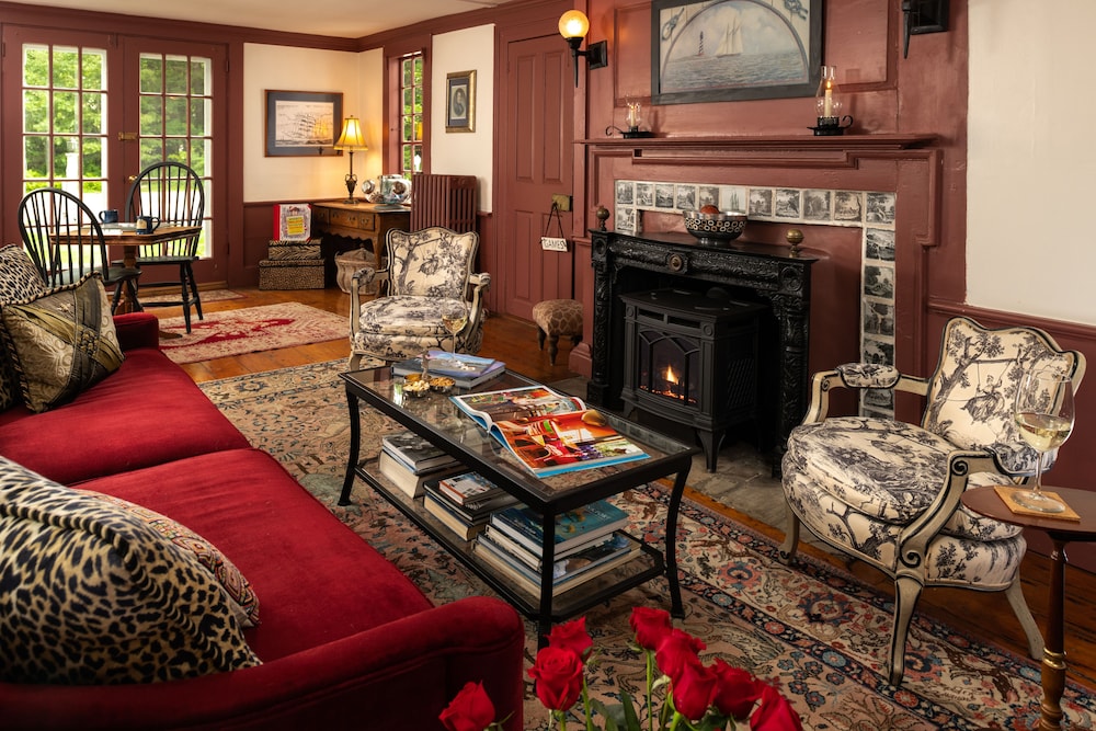 Waldo Emerson Inn by null