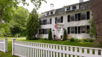 Fachada da propriedade