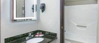 Howard Johnson by Wyndham New Braunfels
