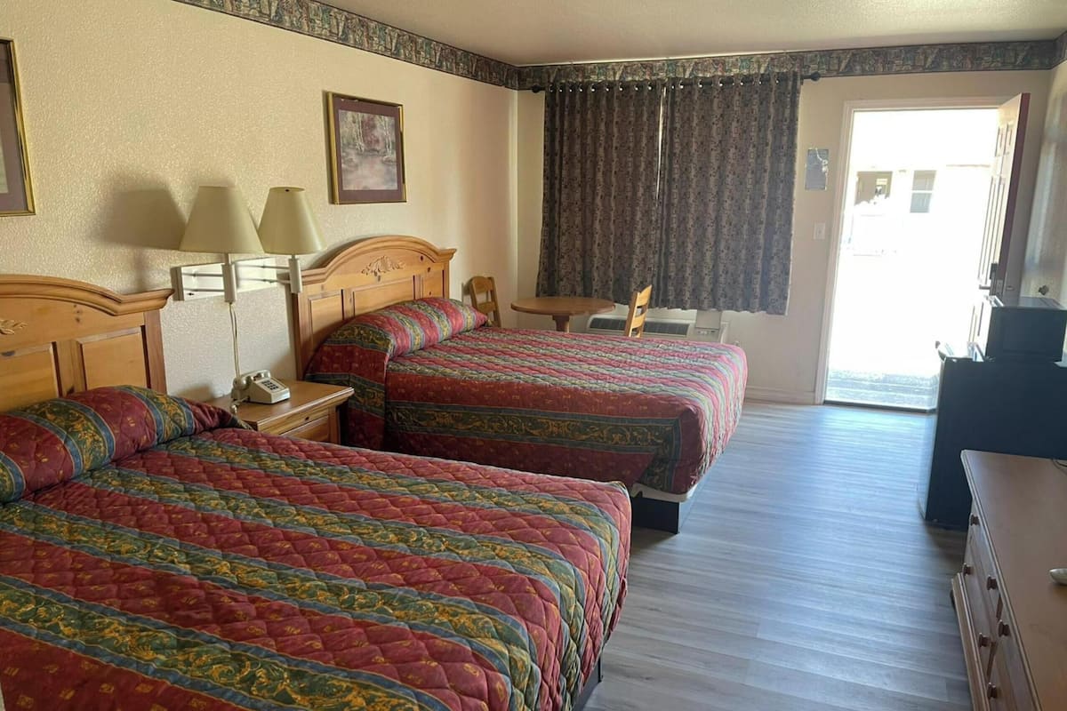 Iron/ironing board (on request), WiFi (free), bed sheets
