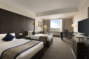 Minibar, in-room safe, desk, blackout drapes
