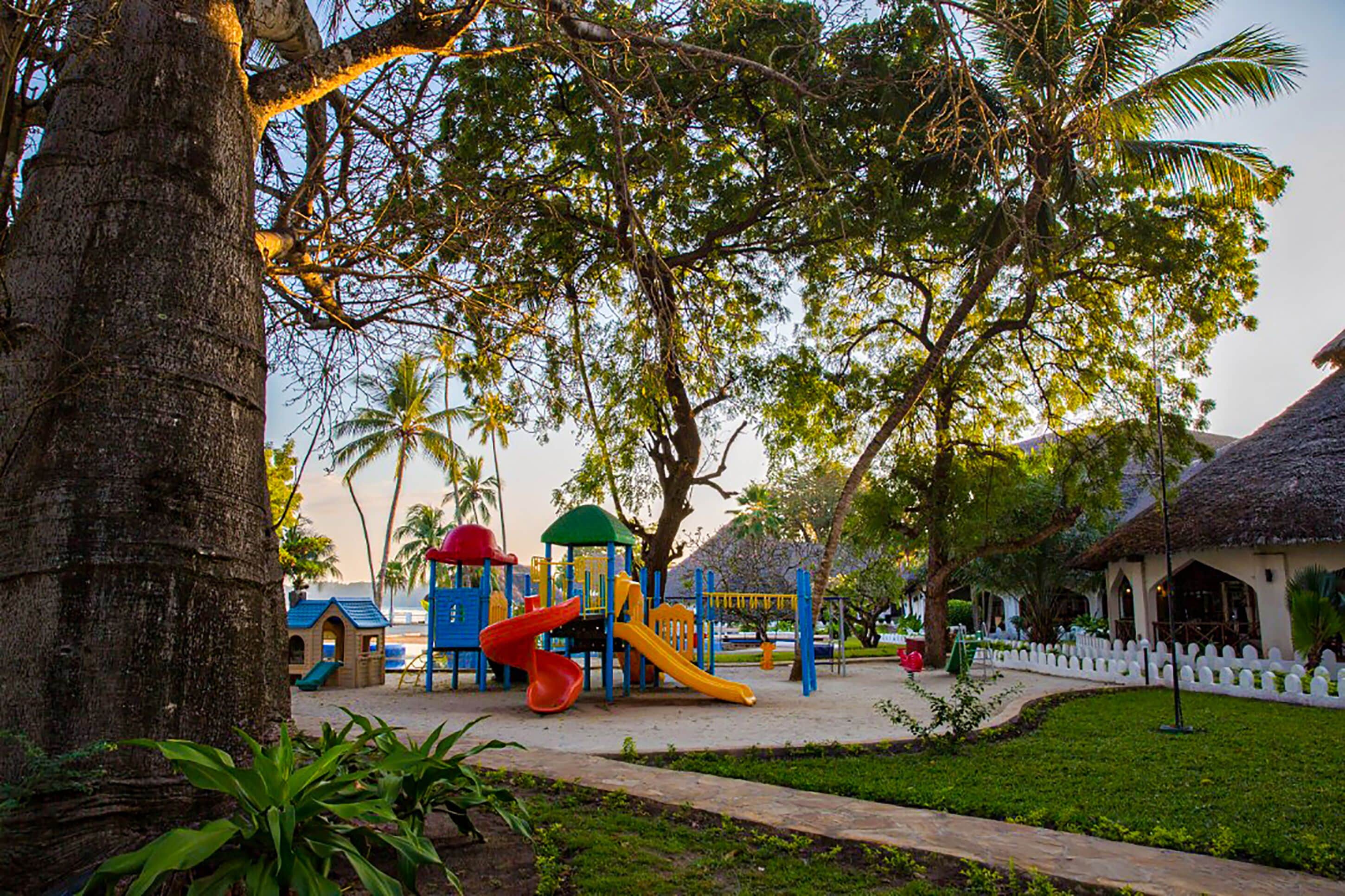 children’s play area – outdoor