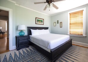 Master Suite, 1 King Bed with Sofa bed, Mountain View | Premium bedding, memory foam beds, in-room safe, individually decorated