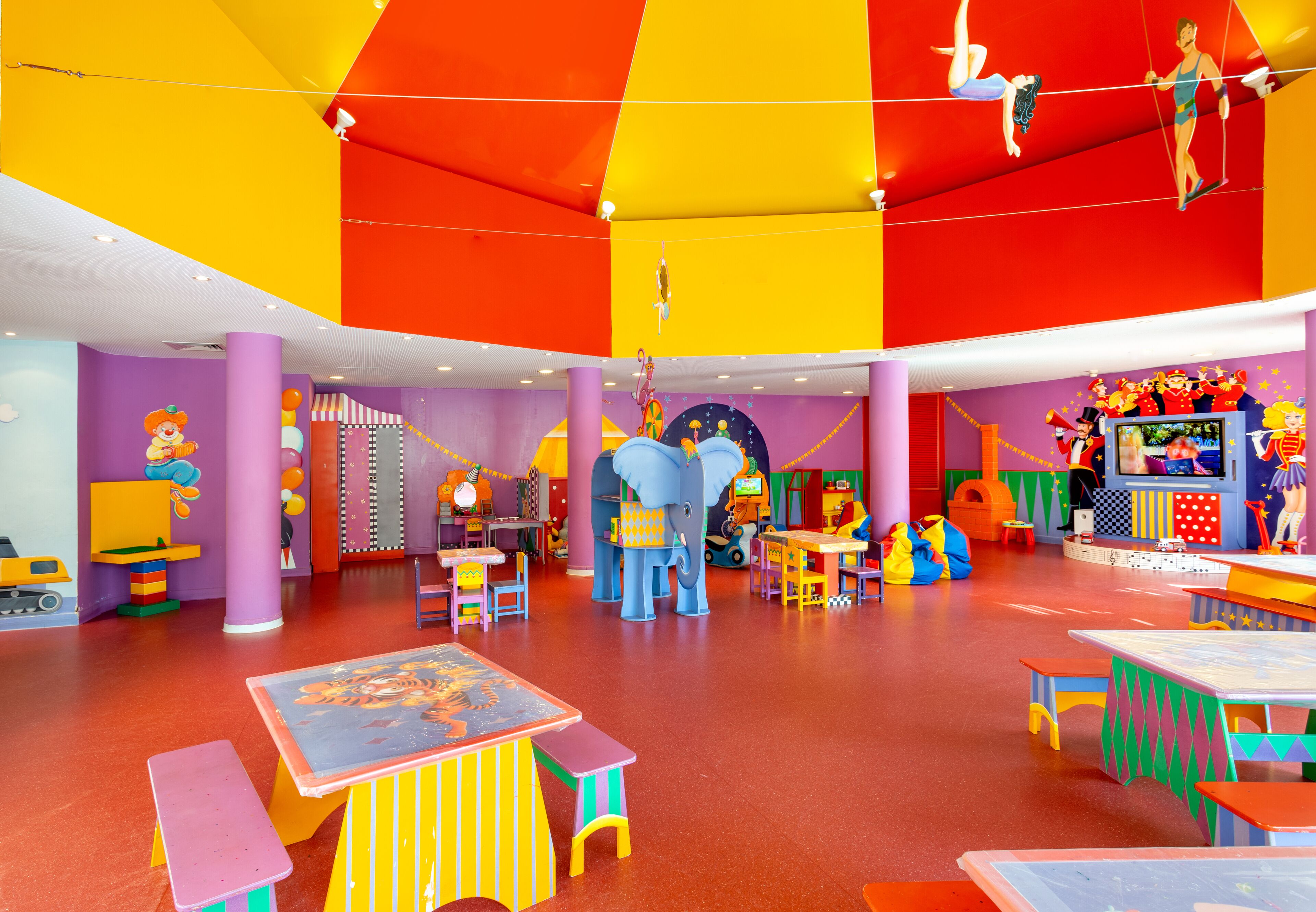 children’s play area – indoor