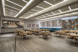 Se ofrece un desayuno completo (80 ILS por persona)