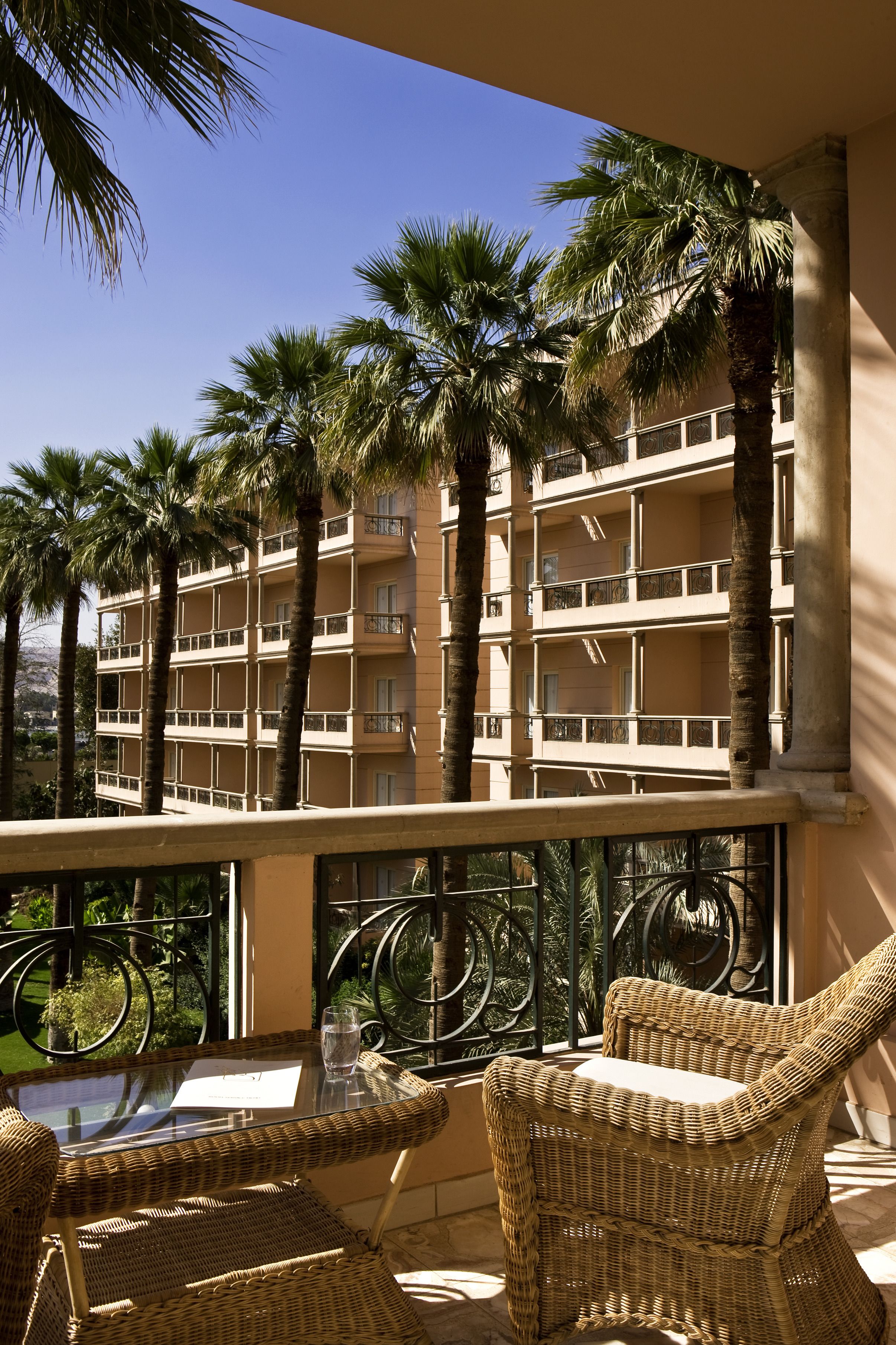 Quang cảnh ban công