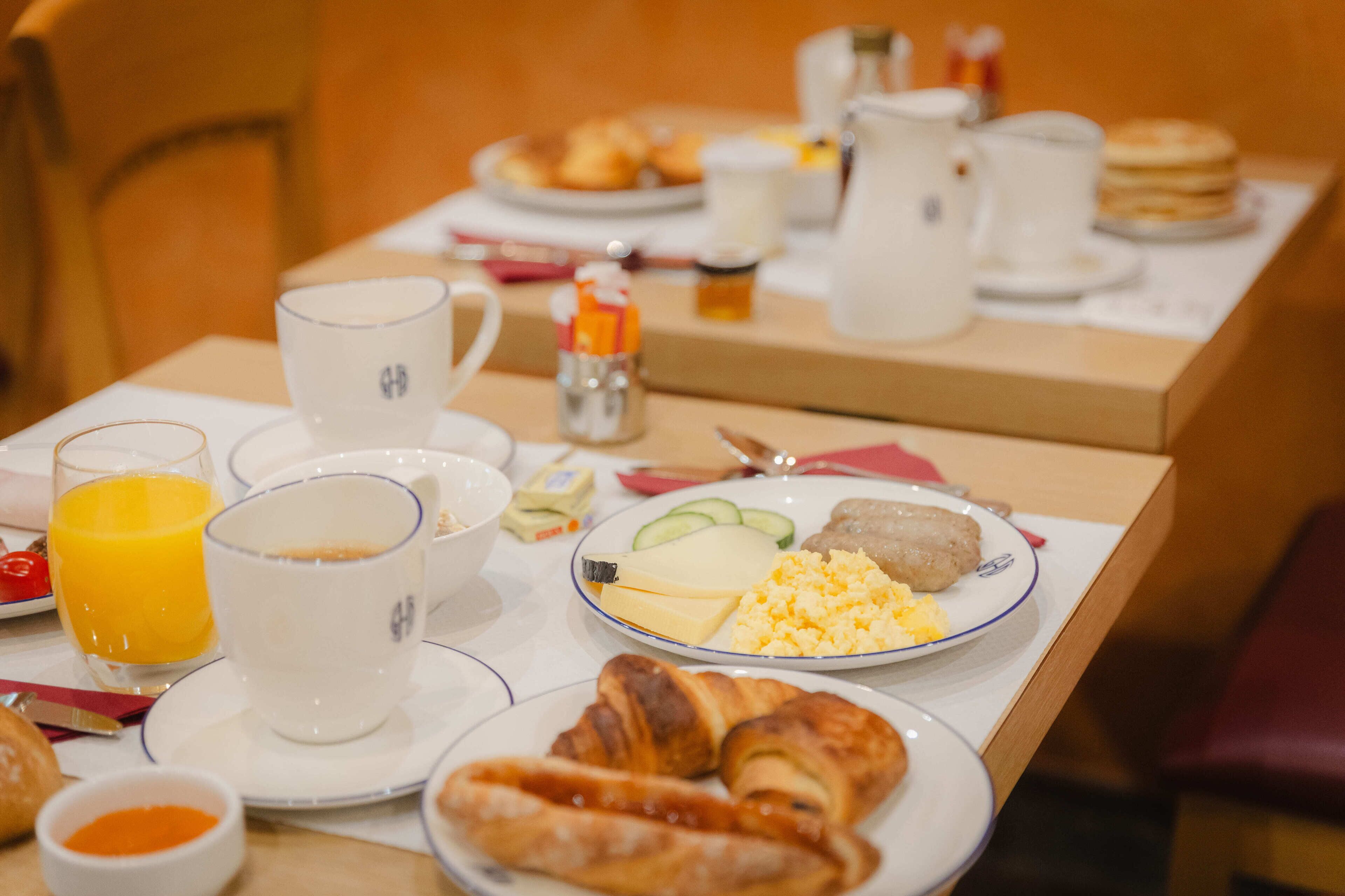 daily buffet breakfast (eur 14 per person)