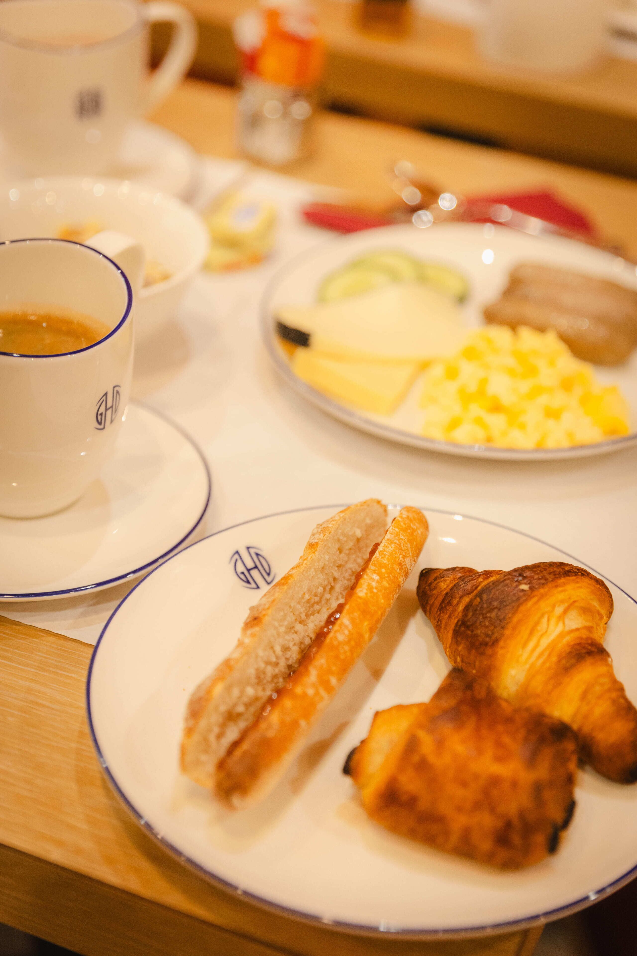 daily buffet breakfast (eur 14 per person)