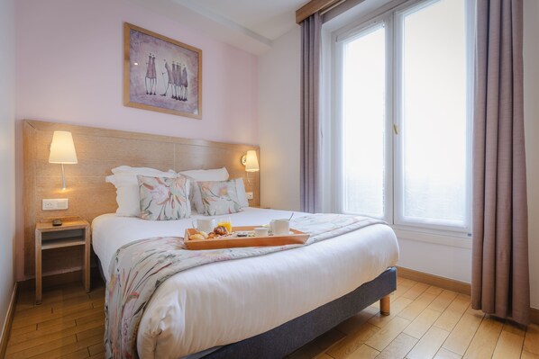 Superior Double Room | Minibar, in-room safe, individually decorated, individually furnished