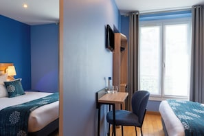 Classic Double Room | Minibar, in-room safe, individually decorated, individually furnished - Grand Hotel Dore (Paris)