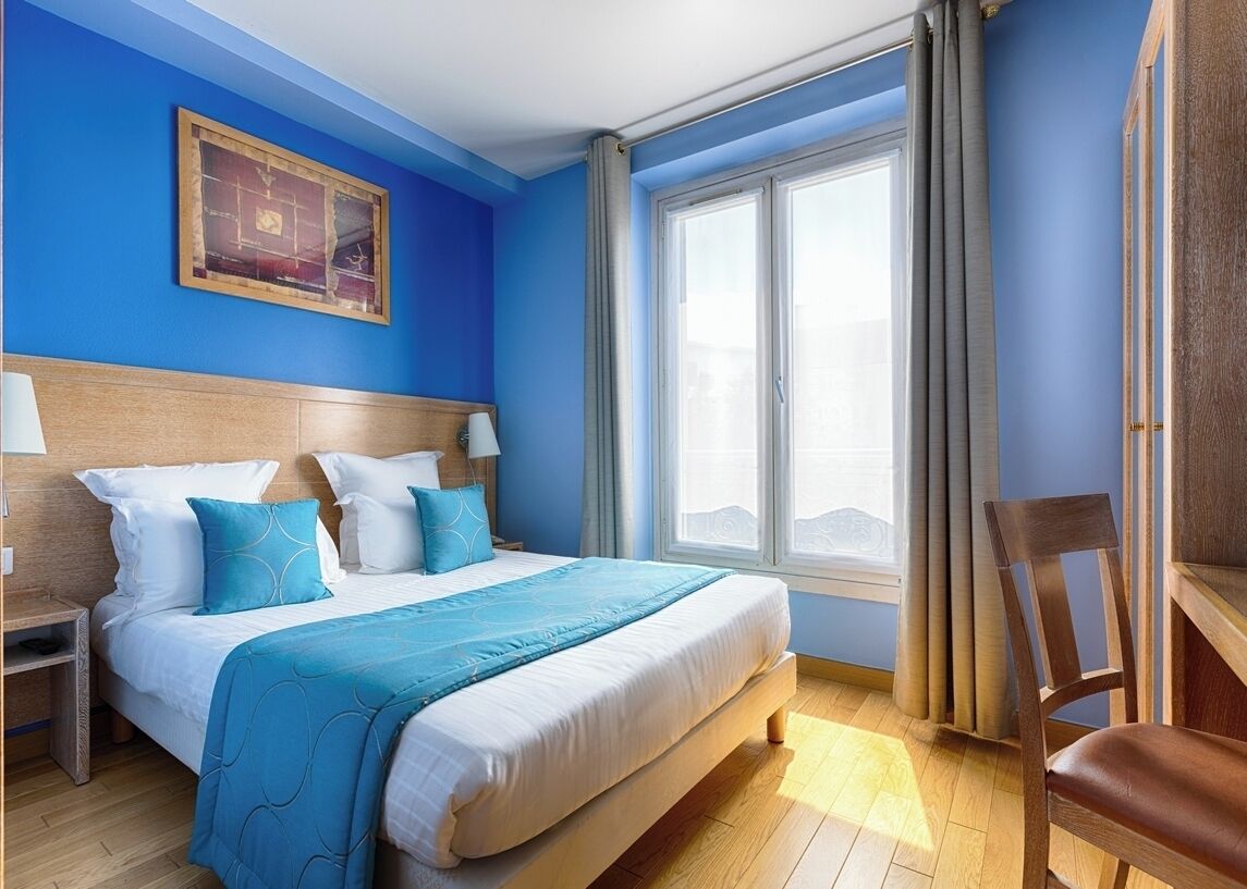 Tremannsrom | Minibar, safe på rommet, individuelt dekorert og individuelt innredet