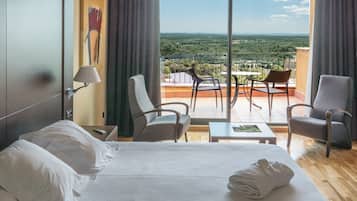 1 soveværelse, dundyner, gratis minibar, pengeskab på værelset