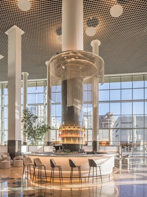 Lobby sitting area - AR Diamante Beach Spa & Convention Center (Calpe)