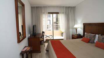 Caja de seguridad en la habitación, cunas gratuitas y wifi gratis