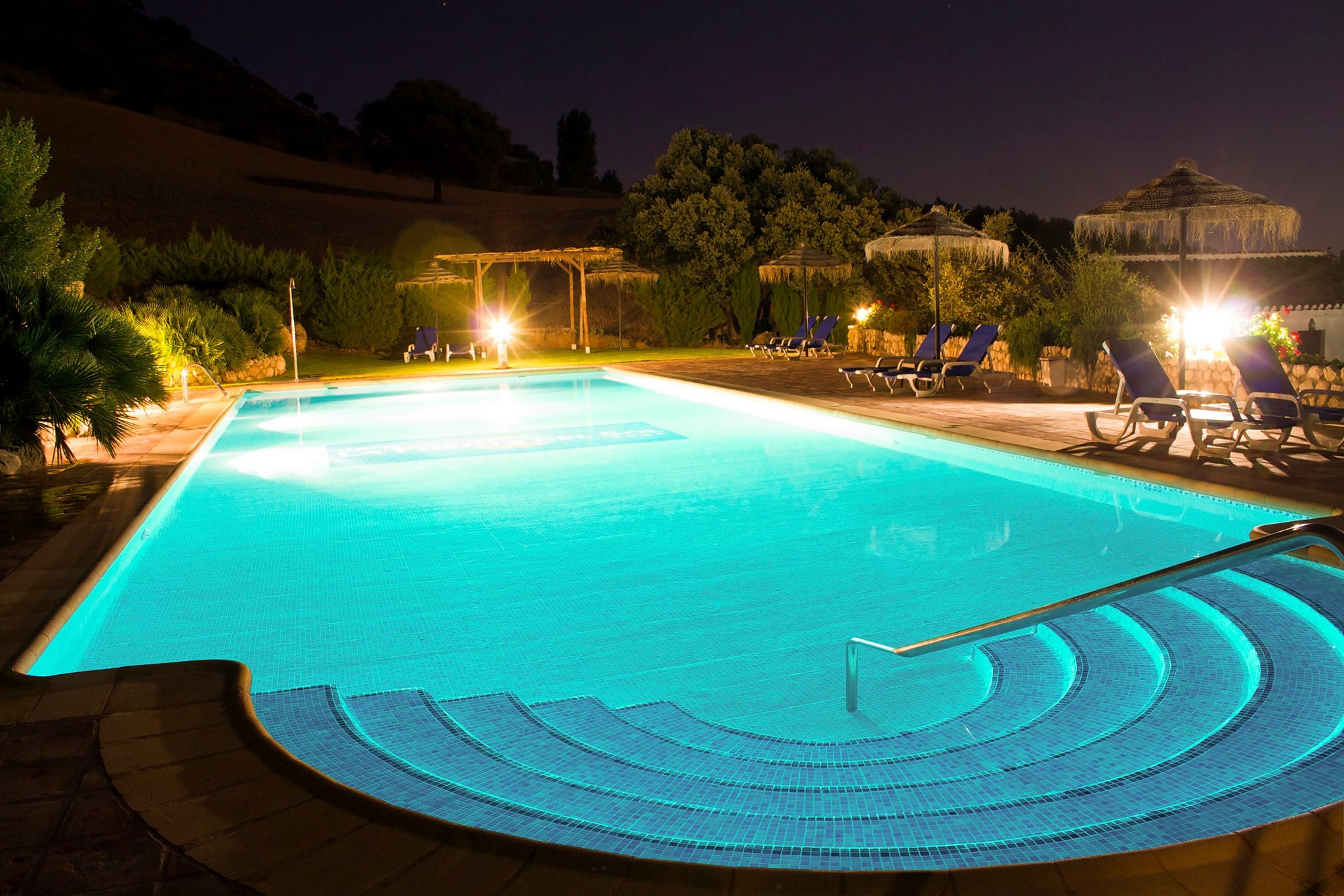 outdoor pool, pool loungers