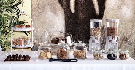 Daily continental breakfast for a fee