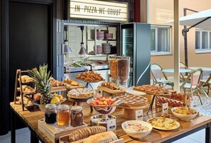 Dining - Hotel Domus Romana (Rome)