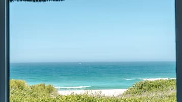 Beach Break .Guest House - Sea Facing | Näkymä rannalle/valtamerelle