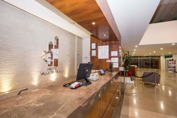 Reception - Hotel Valle de Mexico Toreo (Naucalpan)