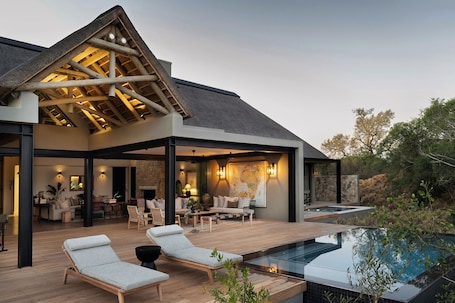 Presidential Villa. Monwana