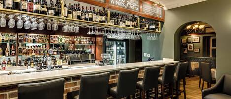 Bar (en la propiedad)