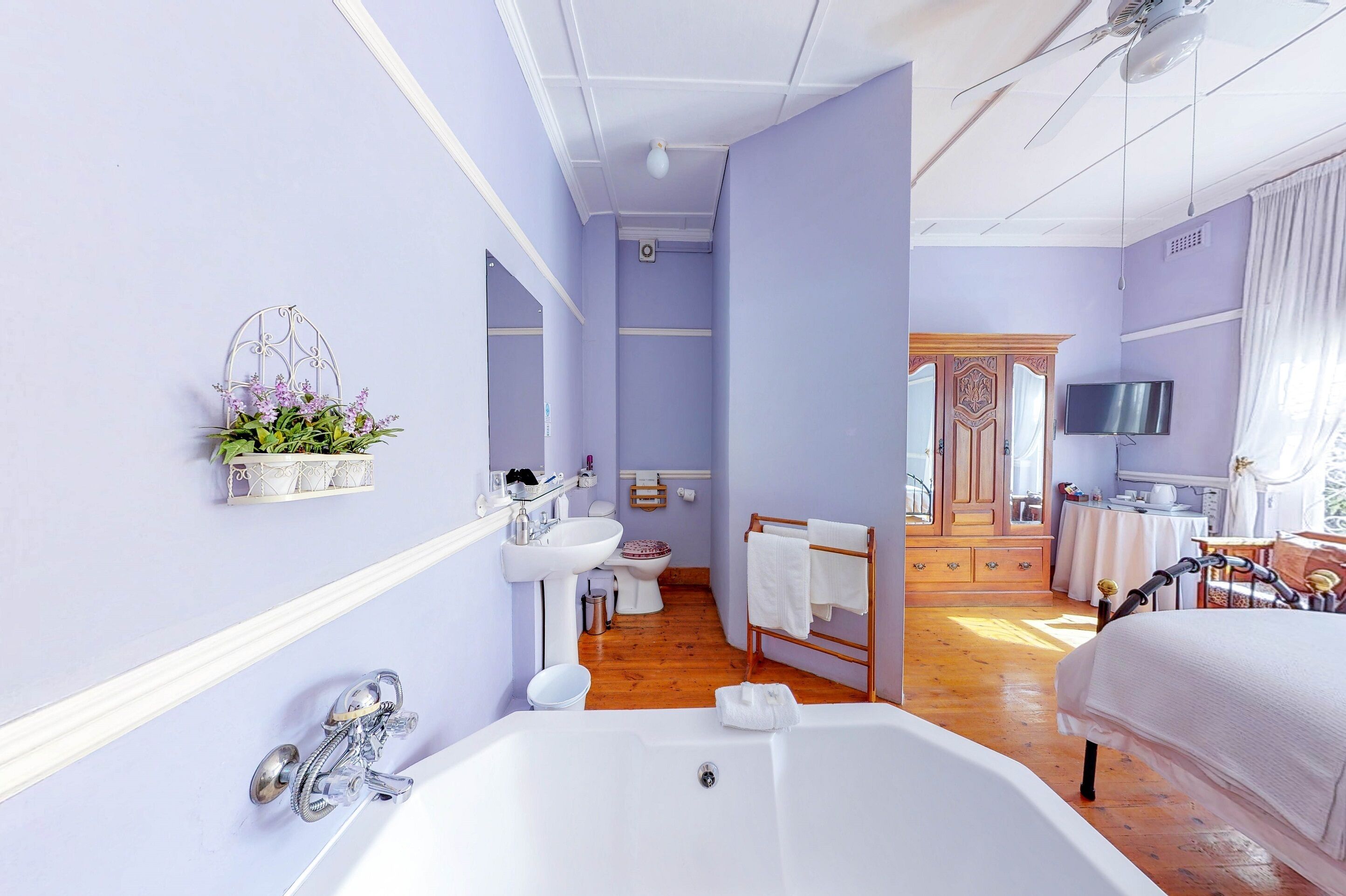 Foto - Mountain Manor Guest House & Executive Suites